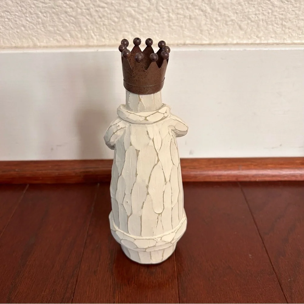 Flurryville Living Quarters Snow Family Nativity Creche, Christmas